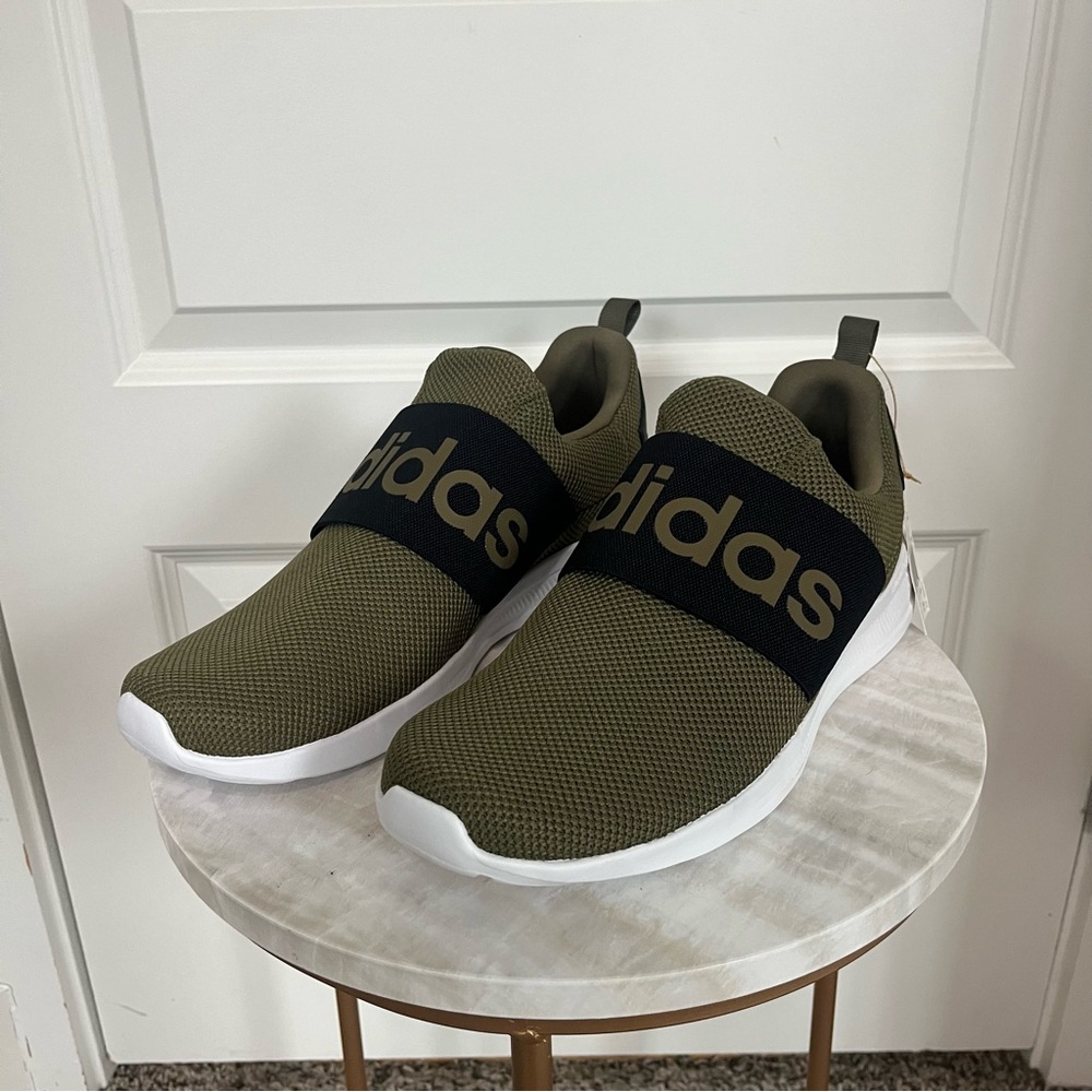 NWT adidas Lite Racer Adapt 4